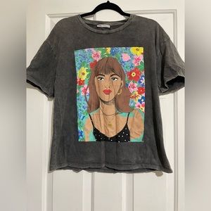 Washed gray graphic Tee